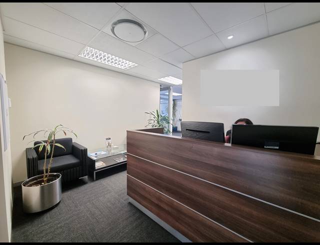 183M² OFFICE TO LET IN CENTURY CITY